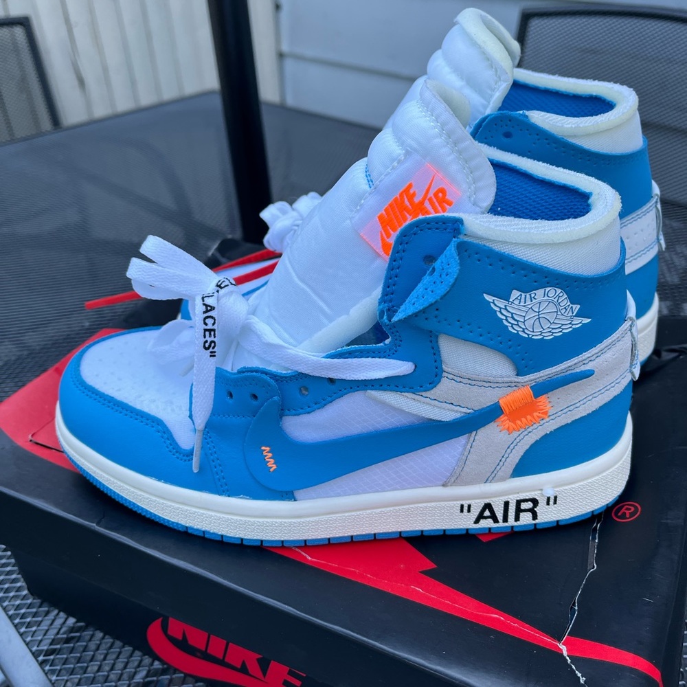 🔥 Authentic Jordan 1 Retro High Off White UNC Size 5Y - size 7 Women 🔥